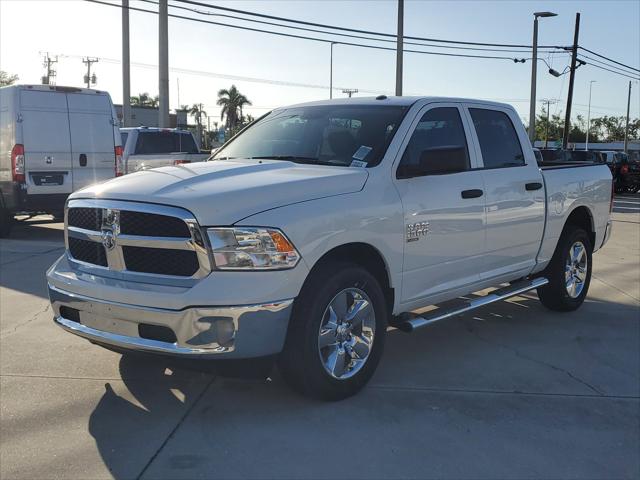 2023 RAM Ram 1500 Classic RAM 1500 CLASSIC TRADESMAN CREW CAB 4X4 57 BOX