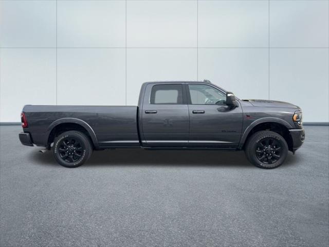 2024 RAM 2500 Limited Crew Cab 4x4 8 Box