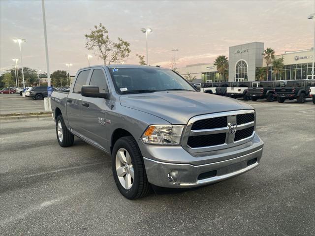 2023 RAM Ram 1500 Classic RAM 1500 CLASSIC TRADESMAN CREW CAB 4X4 57 BOX