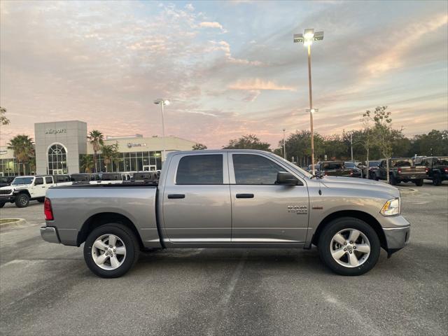 2023 RAM Ram 1500 Classic RAM 1500 CLASSIC TRADESMAN CREW CAB 4X4 57 BOX