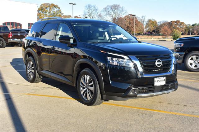 2023 Nissan Pathfinder SL 4WD