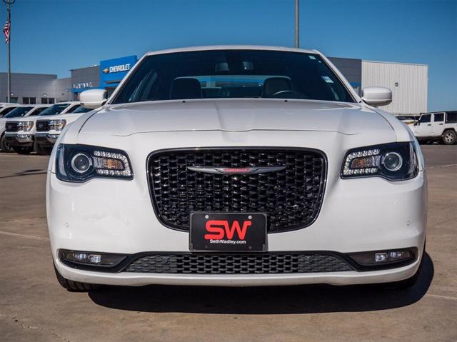 2022 Chrysler 300 S