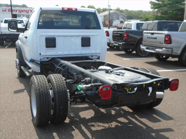 2024 RAM Ram 5500 Chassis Cab RAM 5500 TRADESMAN CHASSIS REGULAR CAB 4X4 60 CA