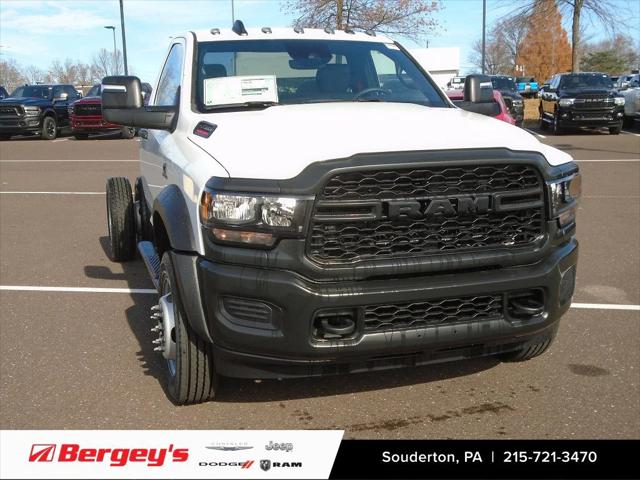 2024 RAM Ram 5500 Chassis Cab RAM 5500 TRADESMAN CHASSIS REGULAR CAB 4X4 60 CA