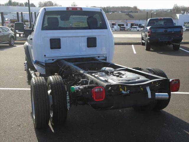 2024 RAM Ram 5500 Chassis Cab RAM 5500 TRADESMAN CHASSIS REGULAR CAB 4X4 60 CA