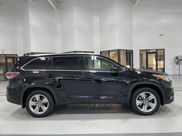 2016 Toyota Highlander Limited V6