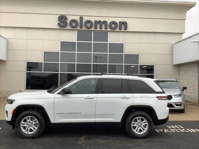 2023 Jeep Grand Cherokee Laredo 4x4 2023 Jeep Grand Cherokee Laredo 4x4