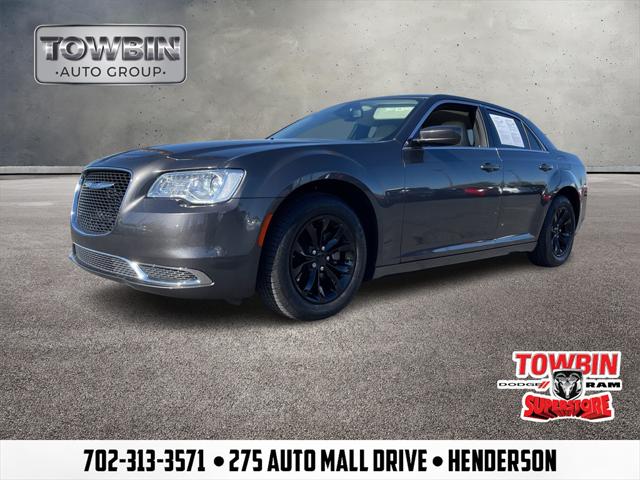 2022 Chrysler 300 Touring