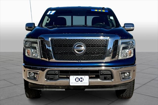 2017 Nissan TITAN SL