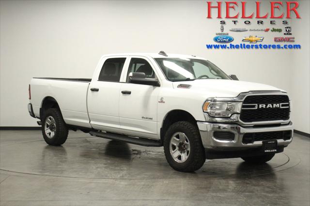 2020 RAM 3500 Tradesman Crew Cab 4x4 8 Box