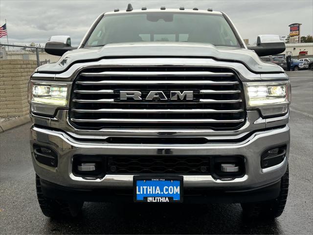 2019 RAM 3500 Longhorn Crew Cab 4x4 8 Box