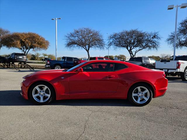 2022 Chevrolet Camaro RWD Coupe 1LT