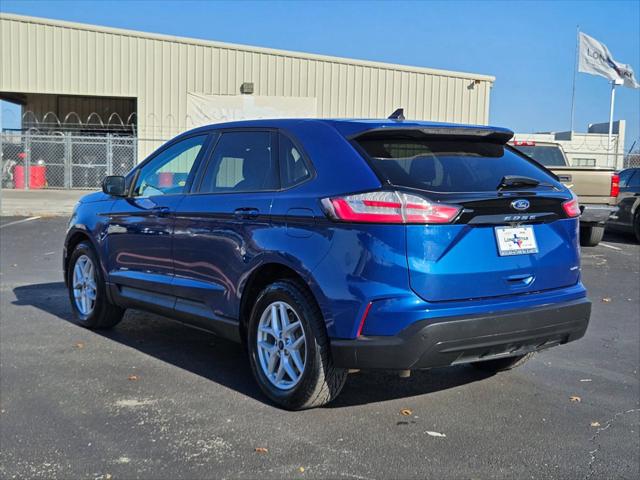 2022 Ford Edge SE