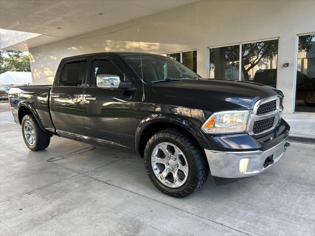 2018 RAM 1500 Laramie Crew Cab 4x4 64 Box