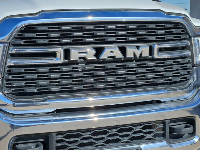 2024 RAM 3500 Chassis Tradesman/SLT/Laramie/Limited