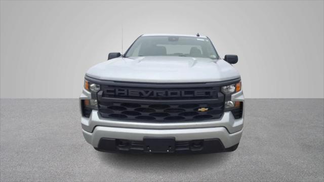 2022 Chevrolet Silverado 1500 4WD Crew Cab Short Bed Custom