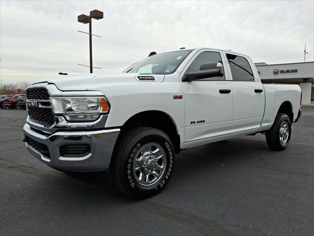 2022 RAM 2500 Tradesman Crew Cab 4x4 64 Box