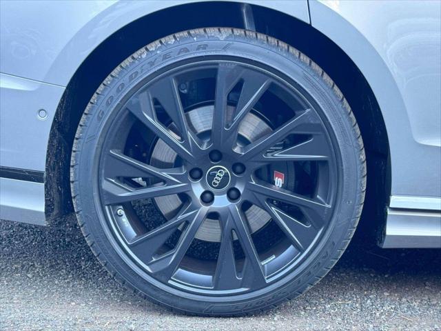 2025 Audi S8 TFSI quattro Tiptronic