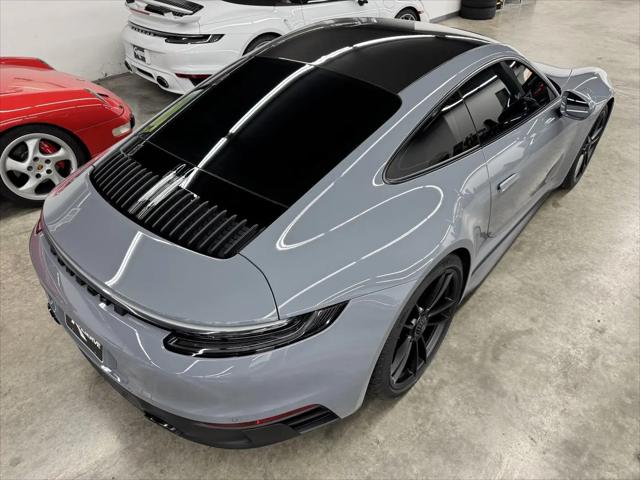 2023 Porsche 911 Carrera GTS