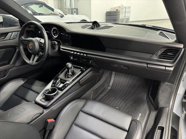 2023 Porsche 911 Carrera GTS