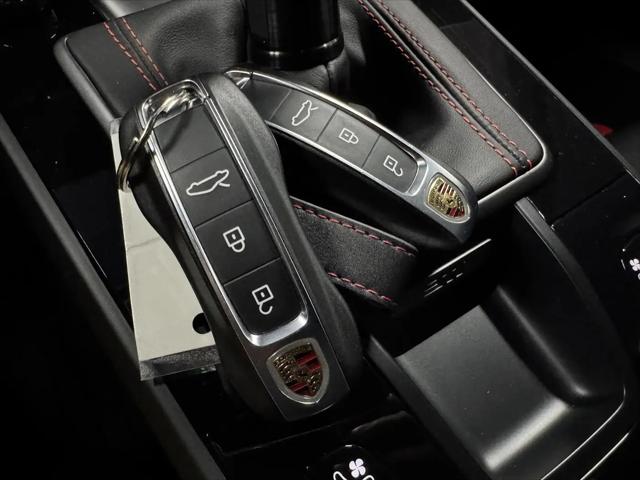 2023 Porsche 911 Carrera GTS