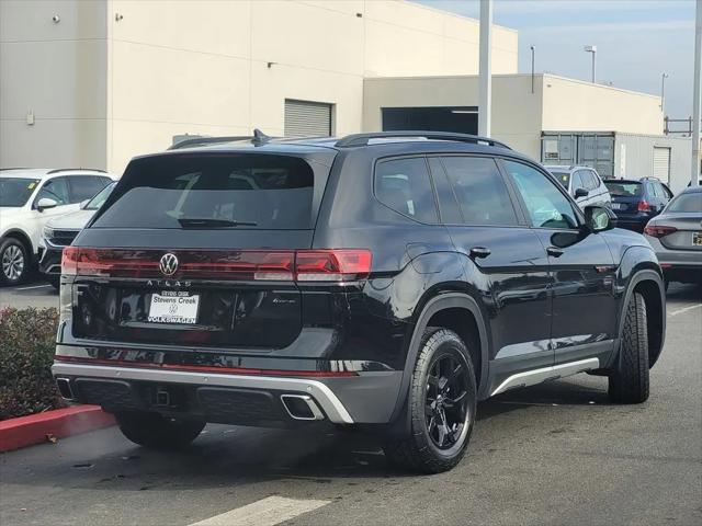 2025 Volkswagen Atlas 2.0T Peak Edition