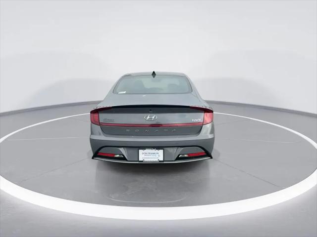 2022 Hyundai Sonata Hybrid Limited