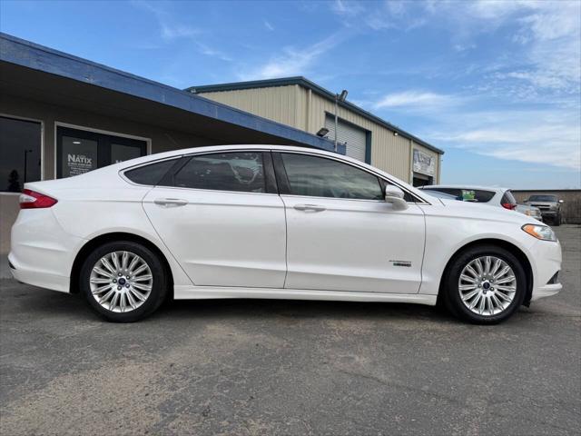 2016 Ford Fusion Energi SE Luxury