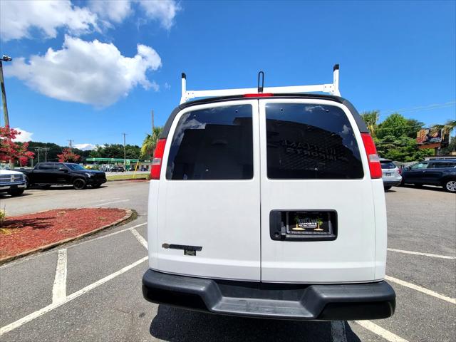 2023 Chevrolet Express Passenger RWD 3500 Extended Wheelbase LS