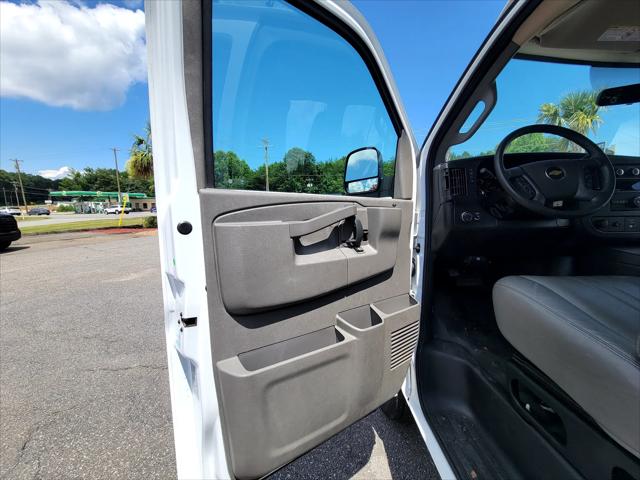 2023 Chevrolet Express Passenger RWD 3500 Extended Wheelbase LS