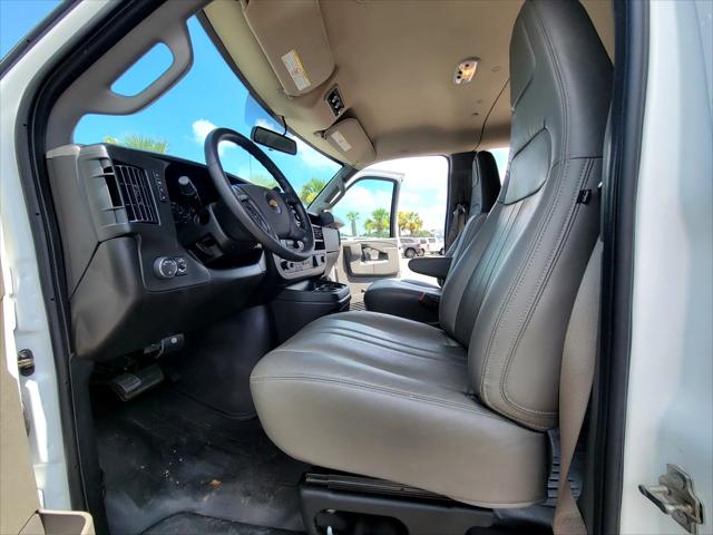 2023 Chevrolet Express Passenger RWD 3500 Extended Wheelbase LS