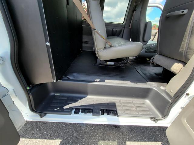 2023 Chevrolet Express Passenger RWD 3500 Extended Wheelbase LS