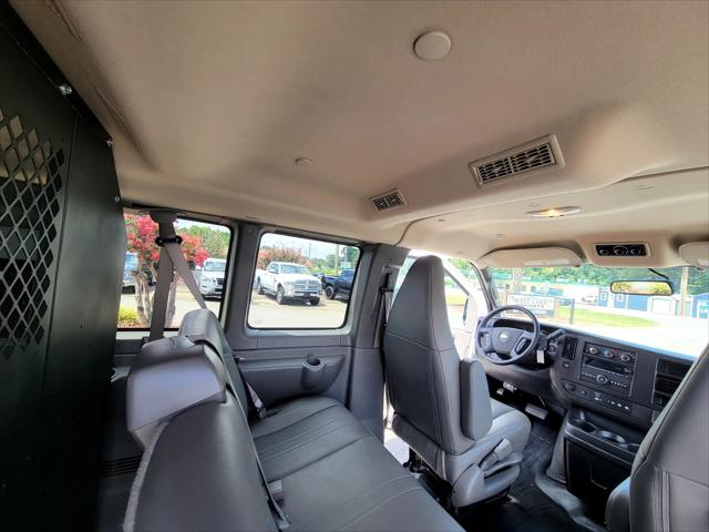 2023 Chevrolet Express Passenger RWD 3500 Extended Wheelbase LS