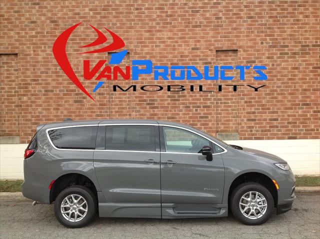 2024 Chrysler Pacifica Touring L for sale in Raleigh, NC