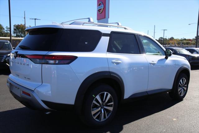 2025 Nissan Pathfinder SL 4WD