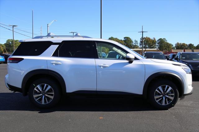 2025 Nissan Pathfinder SL 4WD