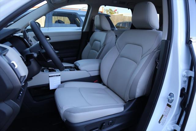2025 Nissan Pathfinder SL 4WD