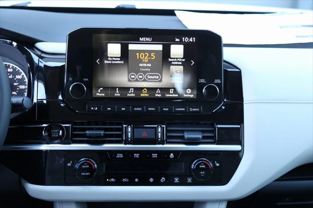 2025 Nissan Pathfinder SL 4WD