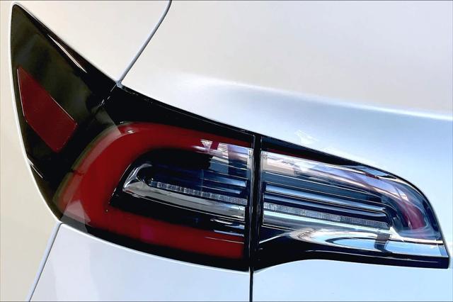 2021 Tesla Model 3 Long Range Dual Motor All-Wheel Drive