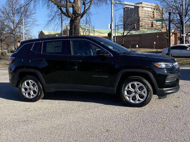 2025 Jeep Compass COMPASS SPORT 4X4