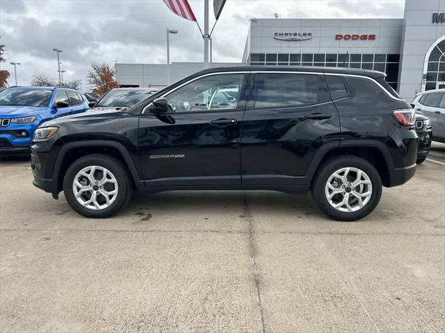2025 Jeep Compass COMPASS SPORT 4X4