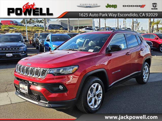 2025 Jeep Compass COMPASS LATITUDE 4X4