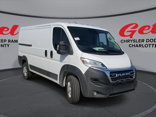 2025 RAM Ram ProMaster RAM PROMASTER 2500 SLT CARGO VAN LOW ROOF 136 WB