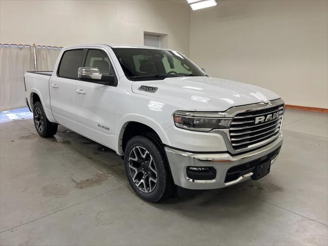 2025 RAM Ram 1500 RAM 1500 LARAMIE CREW CAB 4X4 57 BOX