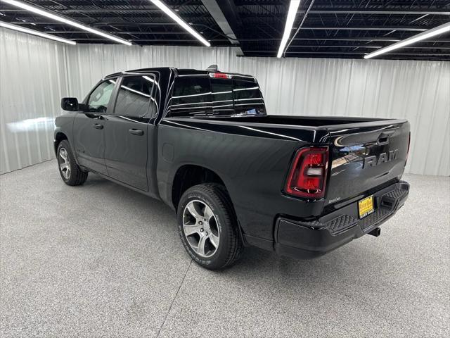 2025 RAM Ram 1500 RAM 1500 TRADESMAN CREW CAB 4X2 57 BOX