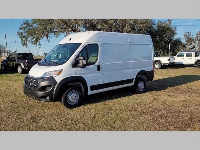 2025 Ram ProMaster Cargo Van Tradesman High Roof 136" WB w/Pass Seat