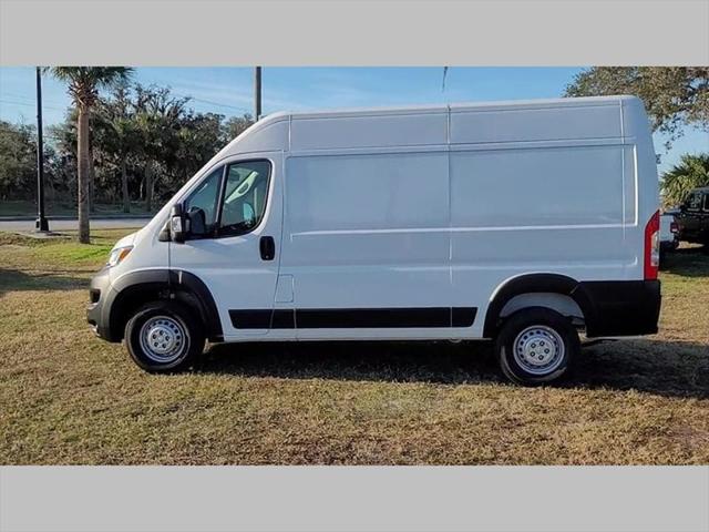 2025 Ram ProMaster Cargo Van Tradesman High Roof 136" WB w/Pass Seat