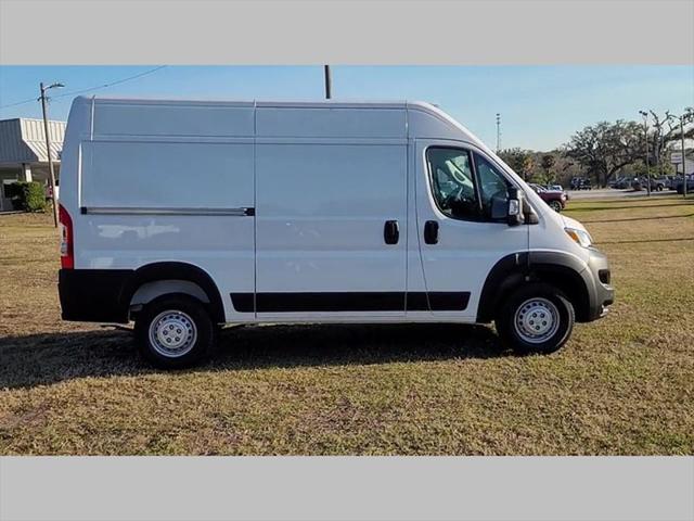2025 Ram ProMaster Cargo Van Tradesman High Roof 136" WB w/Pass Seat