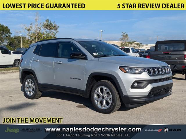 2025 Jeep Compass COMPASS LATITUDE 4X4