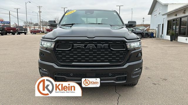 2025 RAM Ram 1500 RAM 1500 BIG HORN CREW CAB 4X4 64 BOX